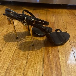 SOLD - Tom Ford Black Padlock Leather Sandals EU 41 / US 10